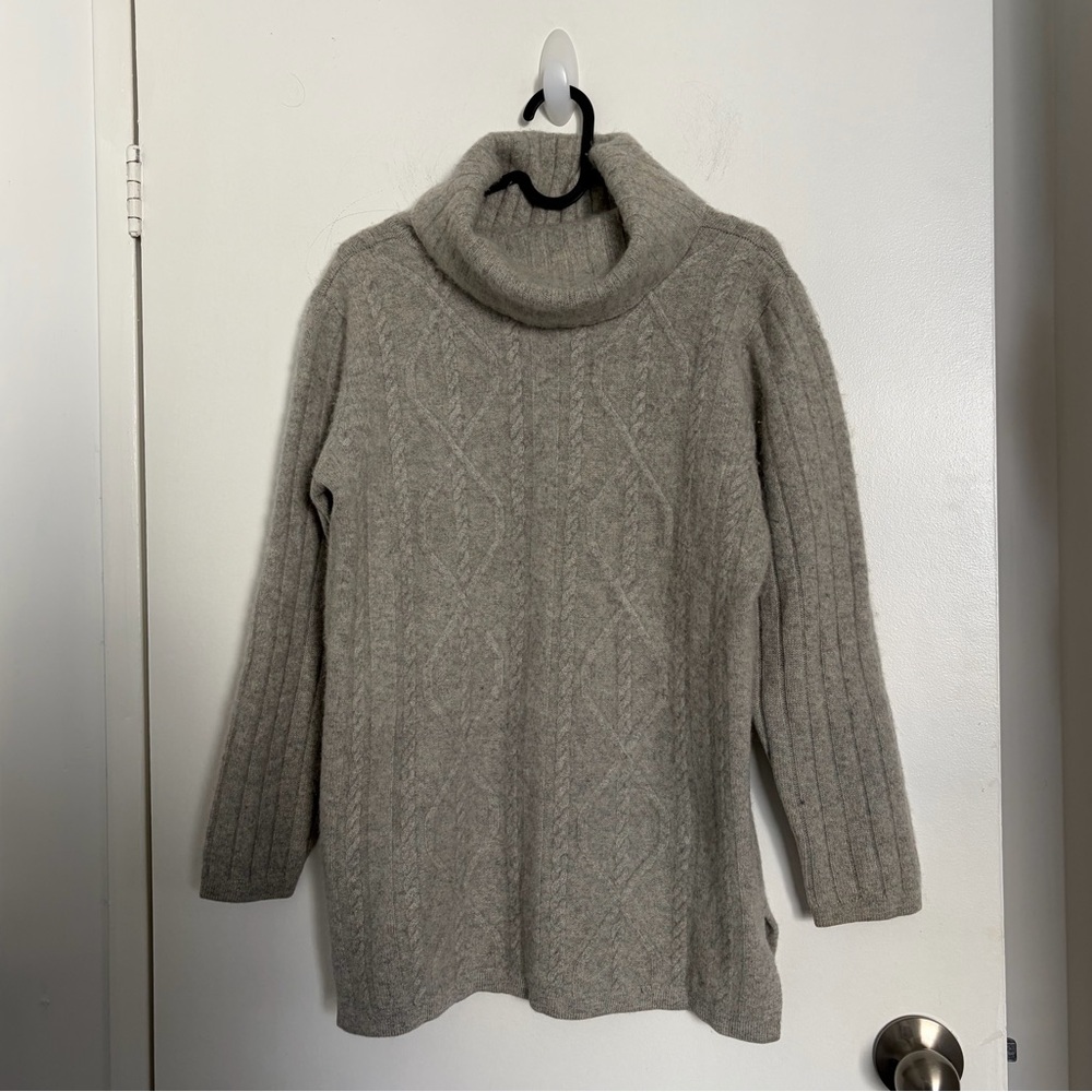Grey Cashmere Turtleneck Sweater
